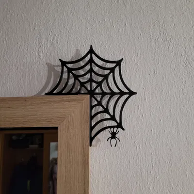 Mạng Nhện Trang Trí Góc Cửa
