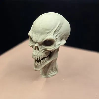 Người Canh Giữ Vực Thẳm – Hộp Sọ Người Ngoài Hành Tinh Siêu Chi Tiết