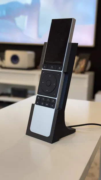 Giá đỡ sạc không dây Unfolded Circle Remote 3 - Image 4