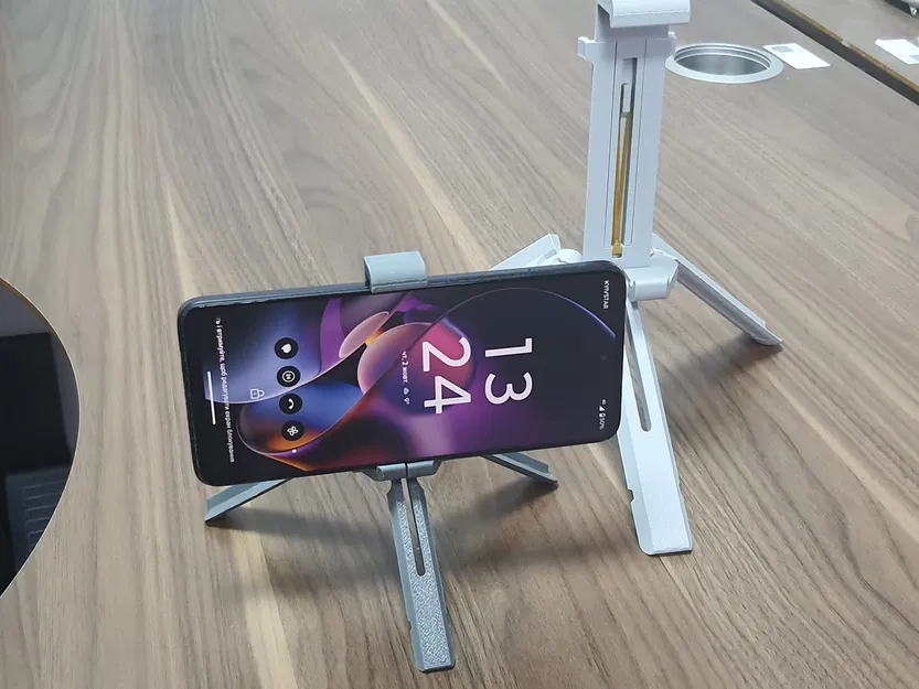 Tripod Gập Gọn Cho Điện Thoại và Máy Tính Bảng - Image 6