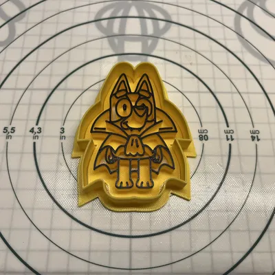 Khuôn Cắt Bánh Quy "Bluey" Halloween Hai Phần