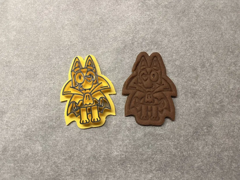 Khuôn Cắt Bánh Quy "Bluey" Halloween Hai Phần - Image 3