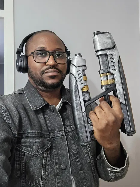 Mô Hình 3D Khẩu Blaster Của Star Lord (Guardians of the Galaxy) - Image 1