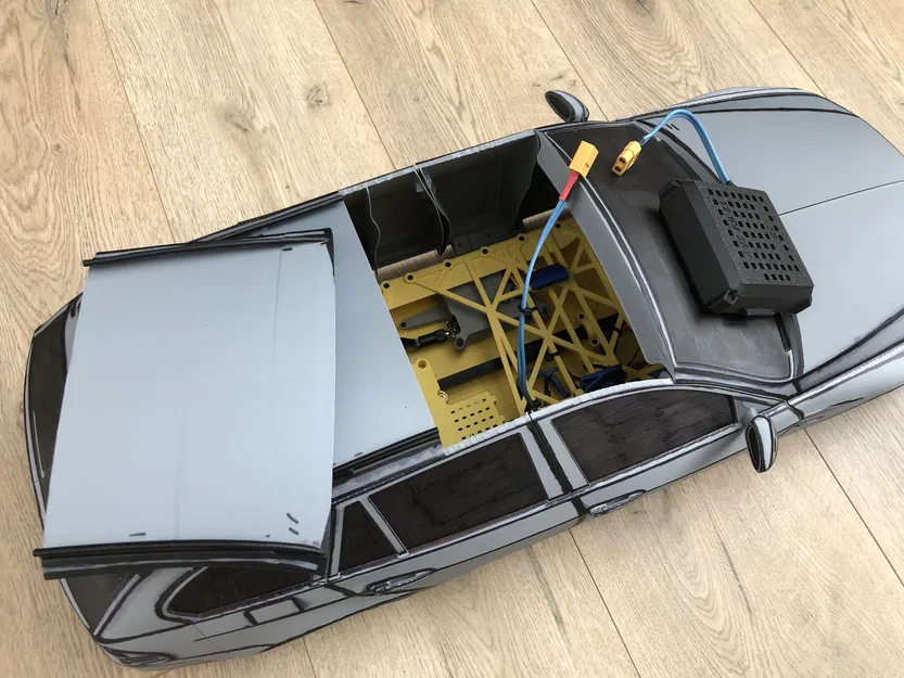 Xe RC BMW E91 Tỉ Lệ 1:7 Tự Làm Siêu Tiết Kiệm - Image 7