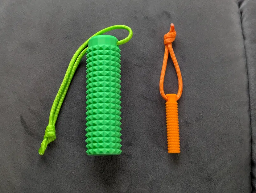 Móc Khóa Gai Kích Thích Đau - Image 1