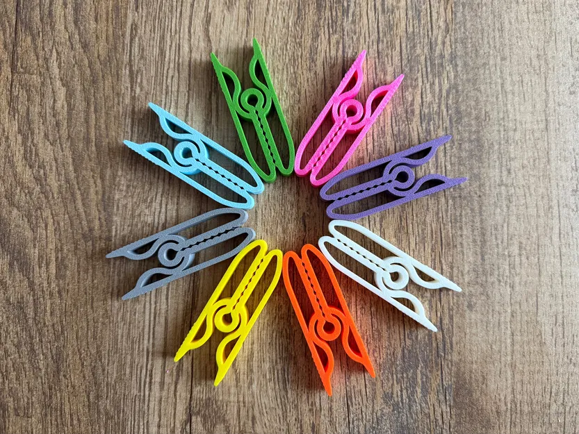 Kẹp Quần Áo II - Image 1