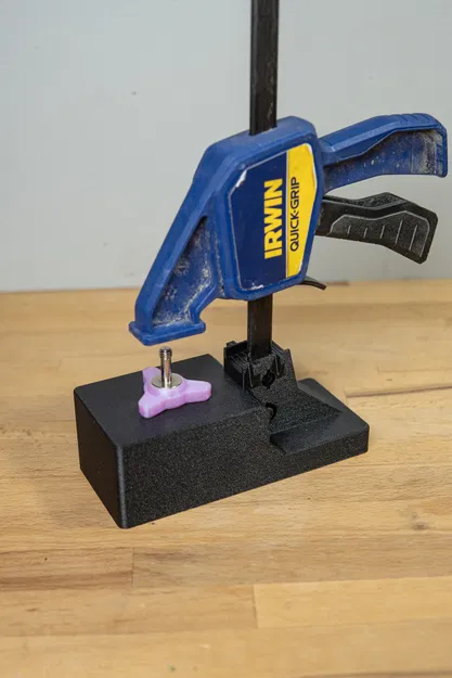 Đế Kẹp Irwin Irwin Clamp Desk Press - Image 1