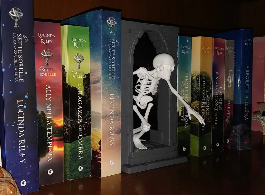 Mô Hình Hộp Sách Bộ Xương "Skeleton Book Nook" - Image 1