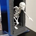 Mô Hình Hộp Sách Bộ Xương "Skeleton Book Nook" - Thumbnail 3