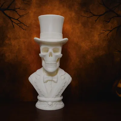 Đầu Lâu Quý Ông – Tượng Bán Thân Kinh Dị Thanh Lịch