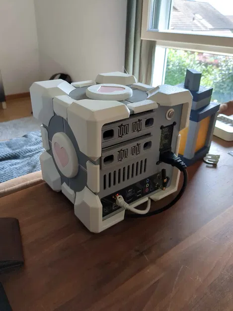 Vỏ NAS Companion Cube Portal - Image 4