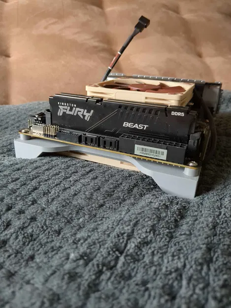 Vỏ NAS Companion Cube Portal - Image 6