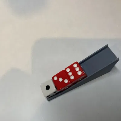 Hộp Đựng Xúc Xắc