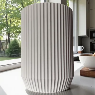 Giá để dụng cụ nhà bếp kiểu dáng hiện đại có gân