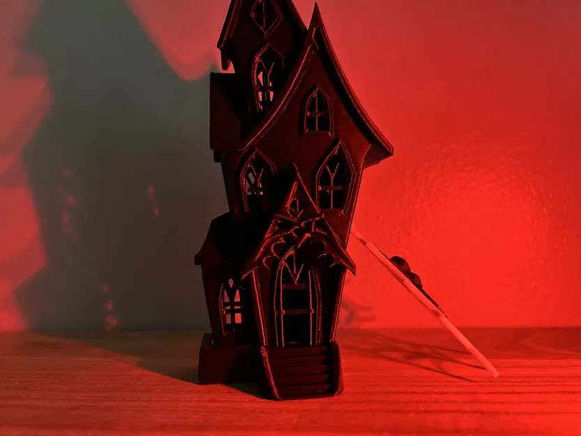 Ngôi Nhà Ma Ám - Image 2