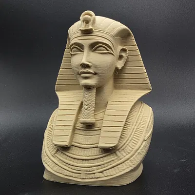 Tượng bán thân Vua Ai Cập cổ đại