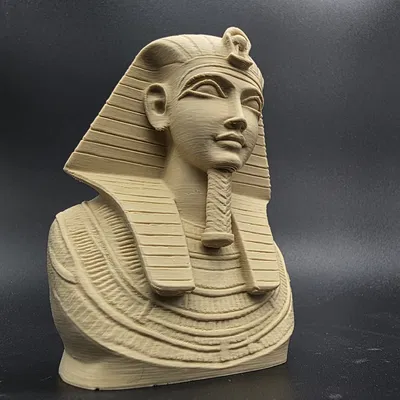 Tượng bán thân Vua Ai Cập cổ đại