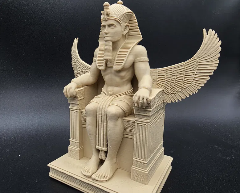 Tượng Pharaoh Ai Cập Ngồi với Đôi Cánh Osiris - Image 2