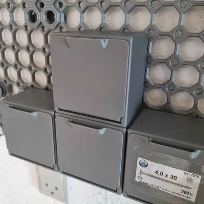 Hộp Nghiêng Xếp Gạch Cho Multiboard