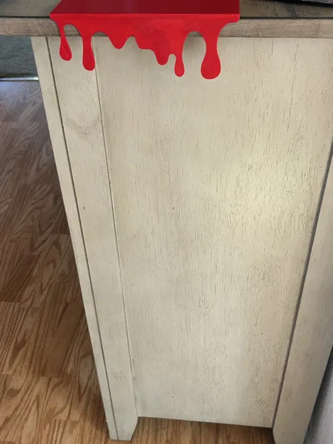 Mô hình nhỏ giọt máu "Bloody Drip" - Image 2