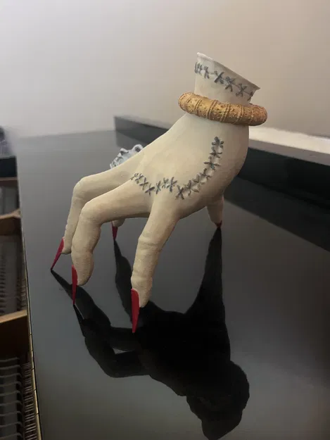 Lady Fingers Addams Family - Image 2