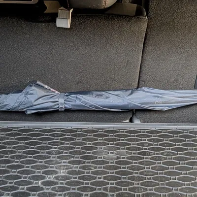 Kẹp ô cho khe Isofix lưng ghế ô tô