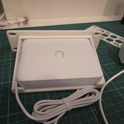 Khung rack 6.5 inch cho Unifi USW Flex 2.5G-5