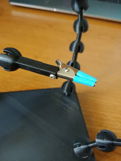 Trạm Hàn Tay Thứ Ba - Image 2