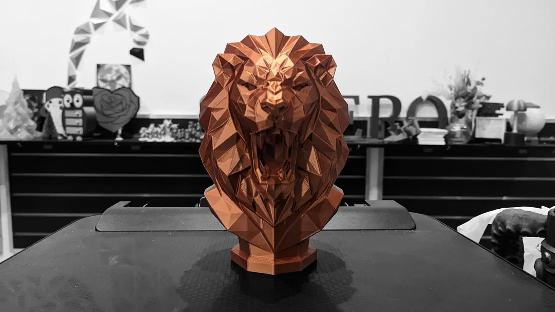 Tượng Đầu Sư Tử Hình Khối Học (Geometric Lion Bust) - Image 2