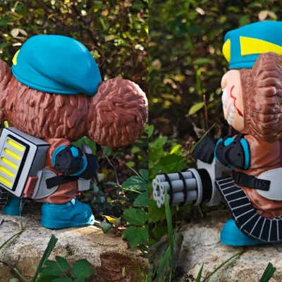 Mô hình Laburator - Cheburashka Labubu với súng minigun