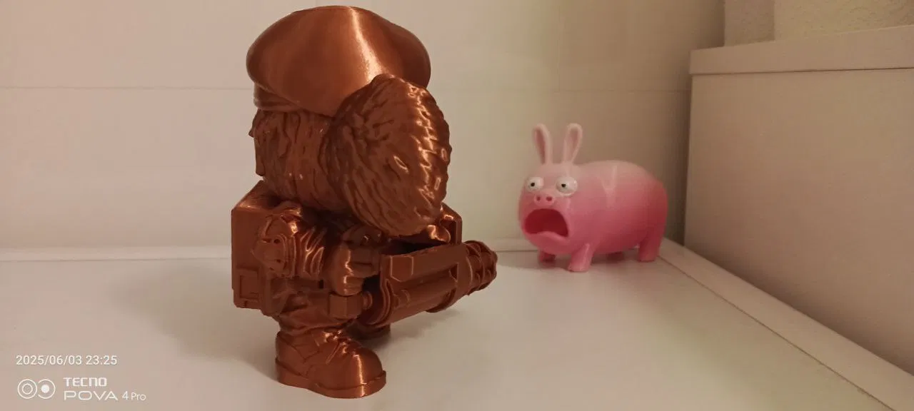 Mô hình Laburator - Cheburashka Labubu với súng minigun - Image 13