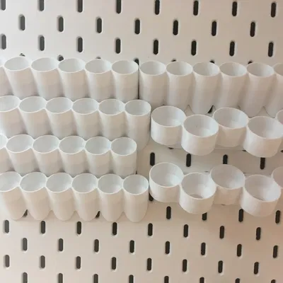 Giá đỡ chai sơn Skadis