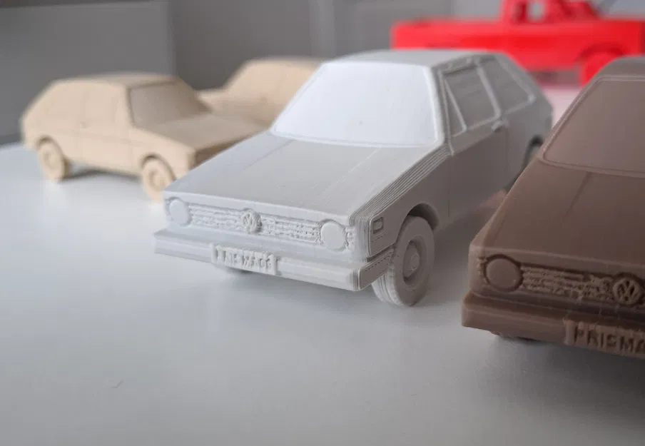 Xe ô tô đồ chơi GOLF MK1 1974 tỉ lệ 1:43 in không cần supports - Image 3