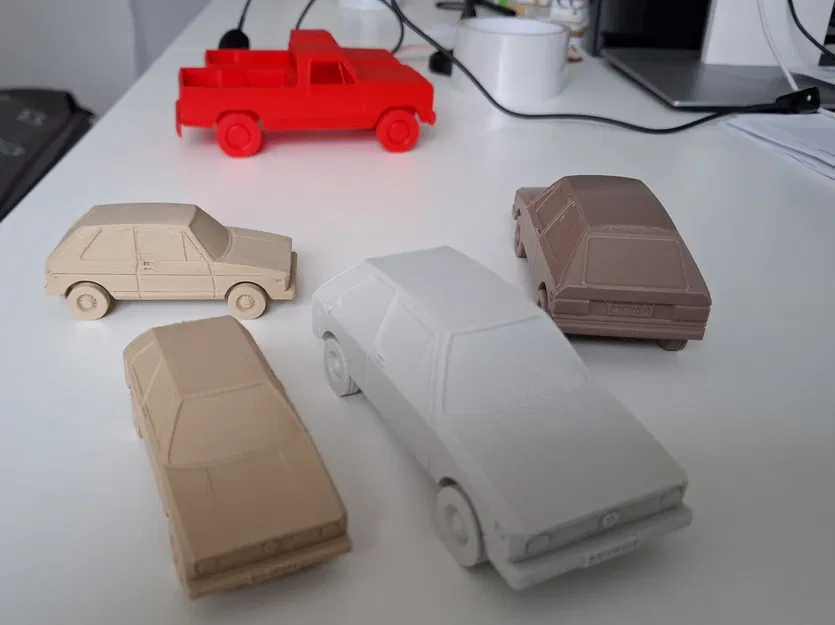 Xe ô tô đồ chơi GOLF MK1 1974 tỉ lệ 1:43 in không cần supports - Image 5