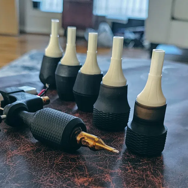 Kẹp Giữ Ống Mực Xăm Điều Chỉnh Được - Image 3