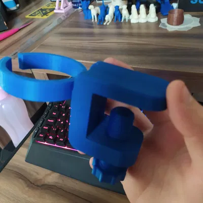 Chỗ Cắm Cốc Trên Bàn