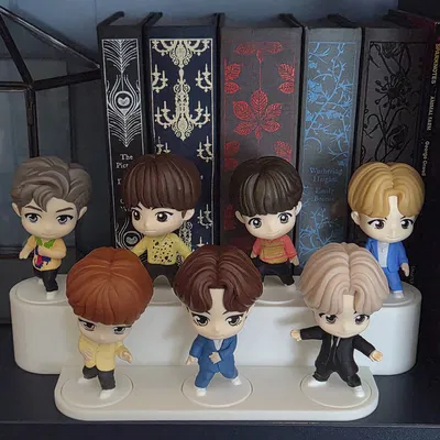 Chân Đế Mô Hình TinyTan BTS