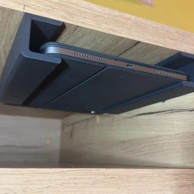 Kệ đỡ máy tính bảng / Tablet holder