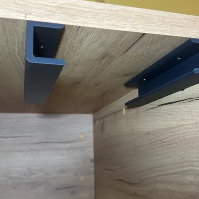 Kệ đỡ máy tính bảng / Tablet holder