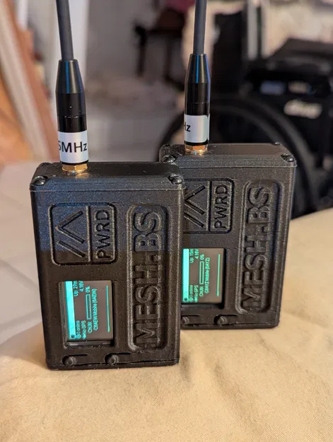 Hộp Node Di Động Meshtastic Heltec T114 và Pin 18650 - Image 1