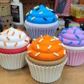 Hộp Đựng Hai Ngăn Hình Bánh Cupcake - Thumbnail 1