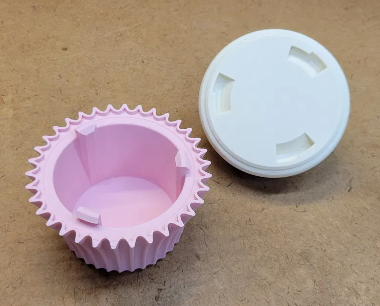 Hộp Đựng Hai Ngăn Hình Bánh Cupcake - Image 3