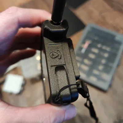 Meshtastic Slim T-Deck REMIX có sạc nhanh