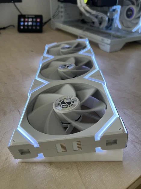 Giá đỡ quạt PC 120mm Góc nghiêng – V1 - Image 1