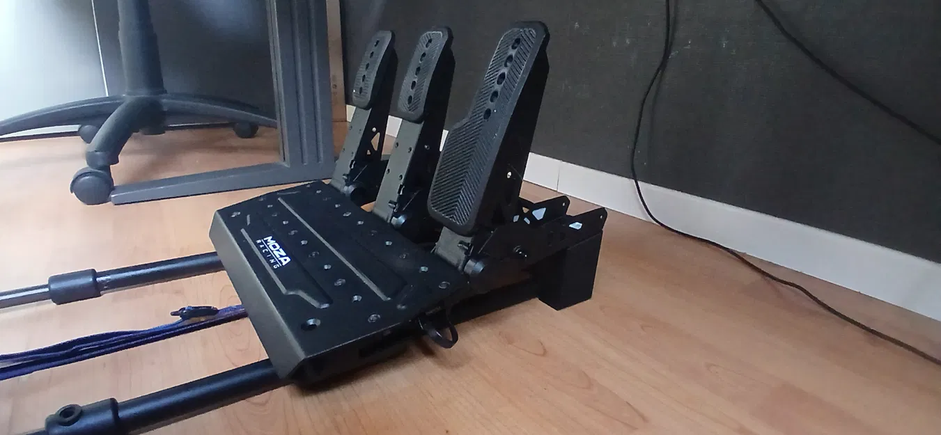 [Hoàn thành] Bộ chuyển đổi MOZA SRP cho Playseat Challenge - Image 2