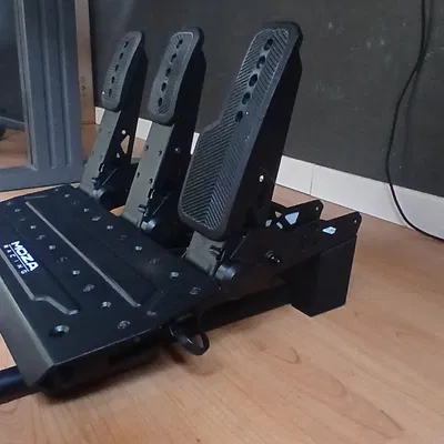 [Hoàn thành] Bộ chuyển đổi MOZA SRP cho Playseat Challenge