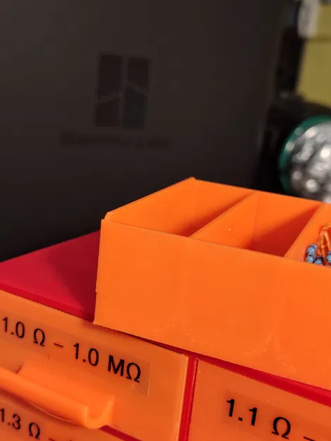 Hộp Đựng Điện Trở Chống Đổ (Dòng E24) - Image 6