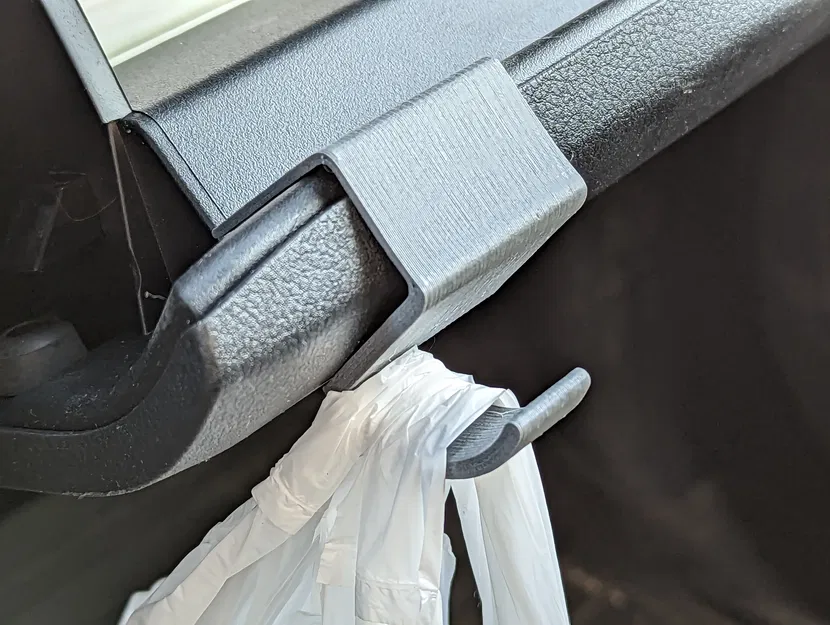 Móc treo đồ hộp găng tay Ford F-Series (F150) (2021-) - Image 2