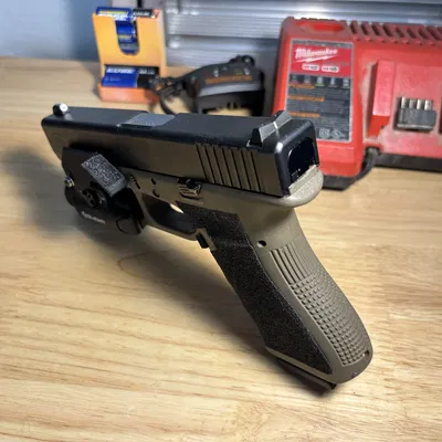 Tay Ga Súng (Phải & Trái)