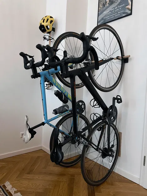 Giá Treo Xe Đạp Đứng Gắn Tường - Image 1